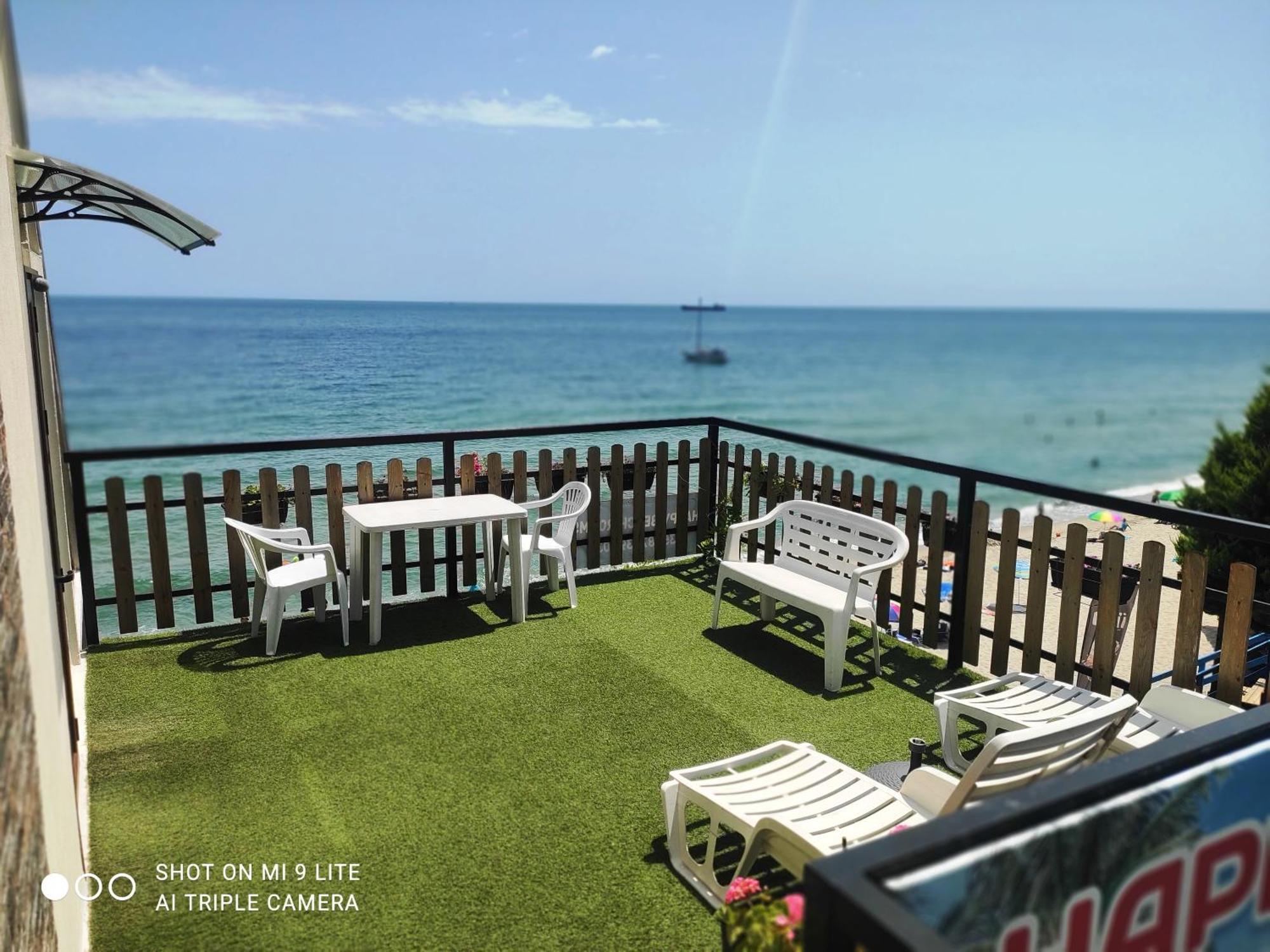 Hemingway Rooms In Happy Beach Varna Exterior foto